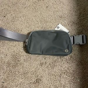 Lululemon Everywhere Belt Bag.